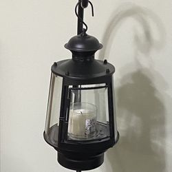 Yankee candle 47 Inch Tall Lantern 