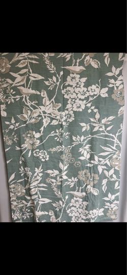 Threshold Quality & Design Shower Curtain