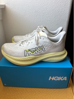 Hoka Womens Mach 6 Sneakers Size 8