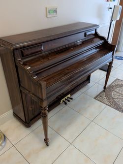 Free Piano