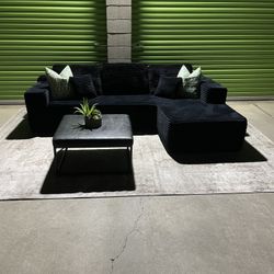 *Free Delivery* Boneless Sectional Couch Sofa 