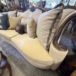 AICO By Michael Amini Victoria Palais Sofa - GA