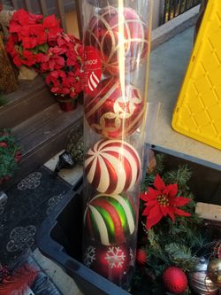 5 Huge Outdoor/ Indoor Ornaments 