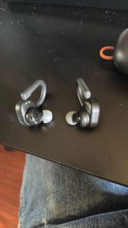 skullcandy Bluetooth earphones