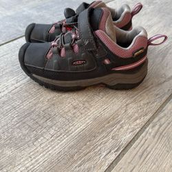 Keen shoes