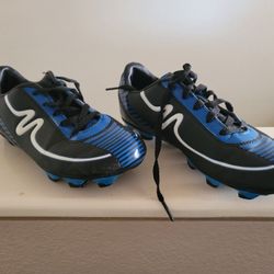 Kids Soccer Cleats Sz 1