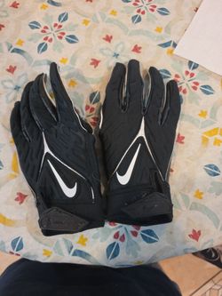 Niki football gloves new