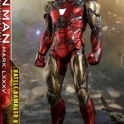 Sideshow Iron Man Hot Toy Figure 