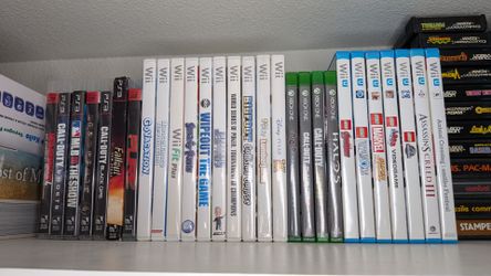 Selling my 50 game collection lot
