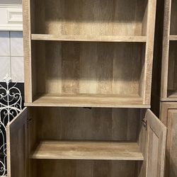 5 Shelves Bookcase With Doors 