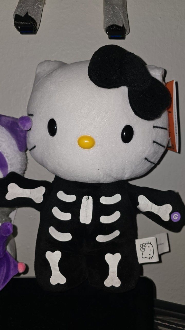 Hellp Kitty Skeleton Stepper