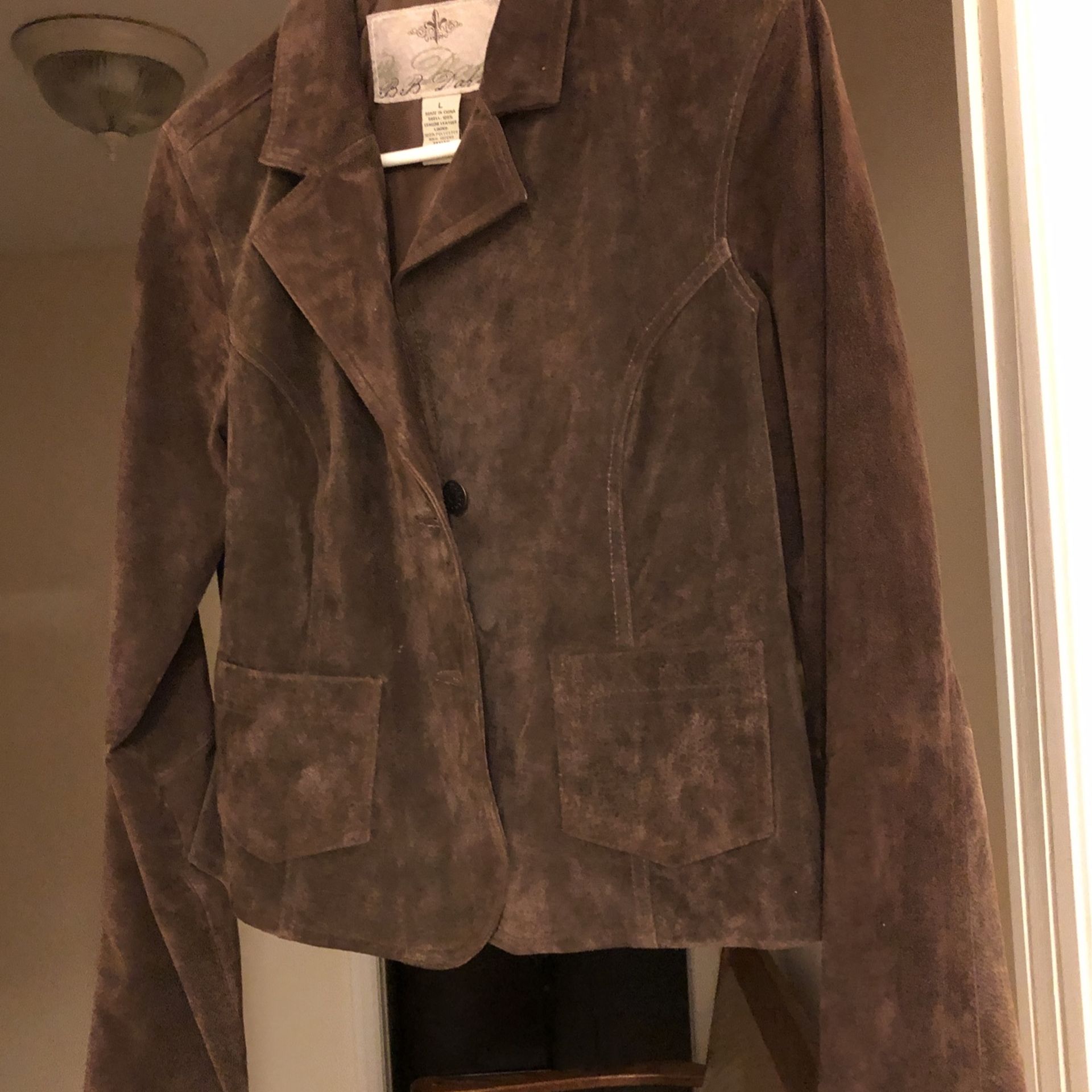 Woman’s/juniors Size Large Suede Jacket