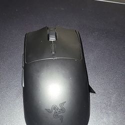 Victus HP Pro Gaming Laptop And Razer Wireless Gaming Mouse