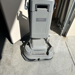 Electrolux Rug Shampooing Machine 
