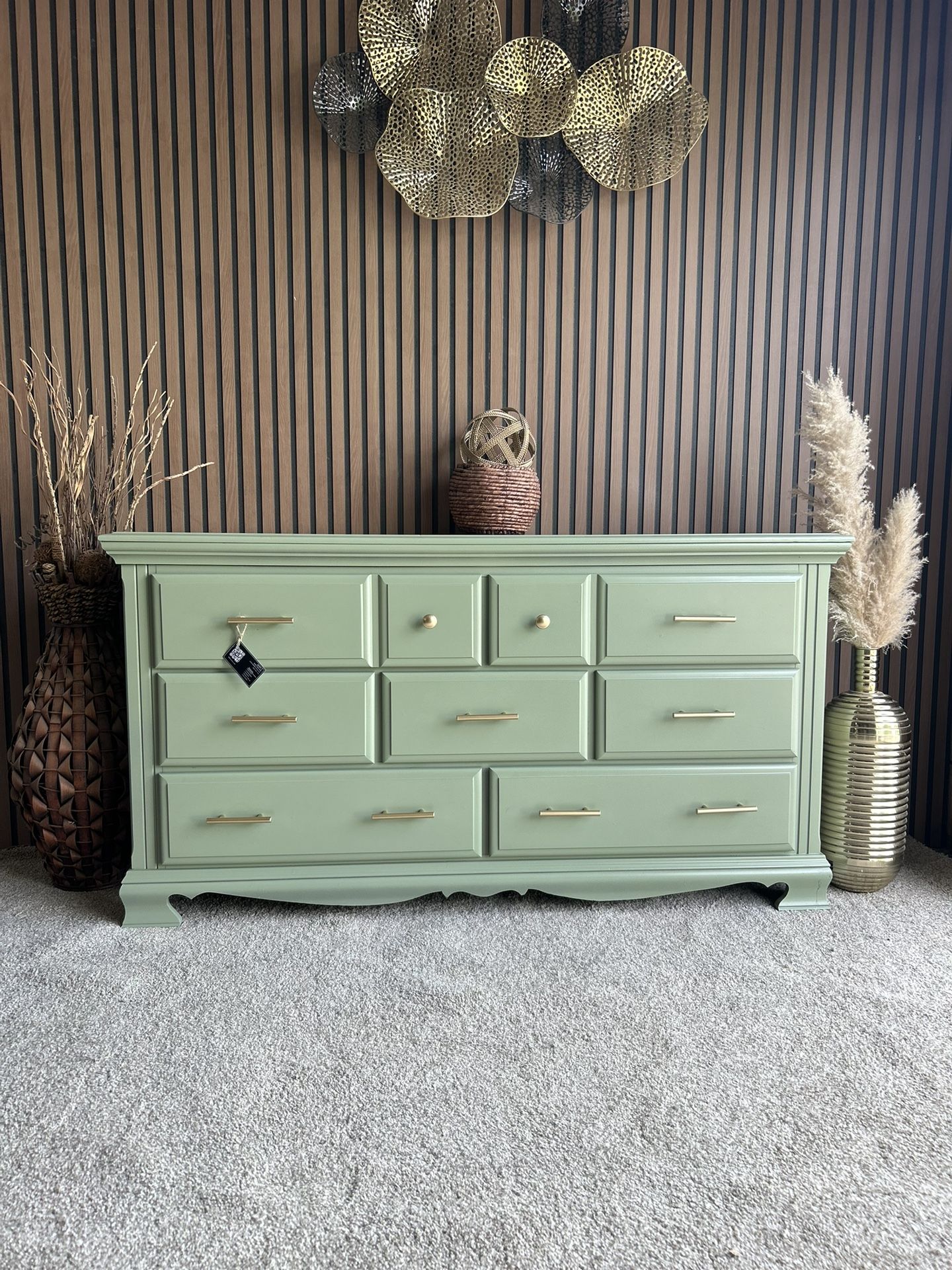 The willow ridge Chest