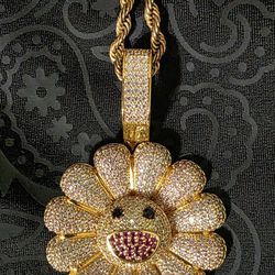 Gold Plated Rope Chain & Murakami Spinner Pendant 