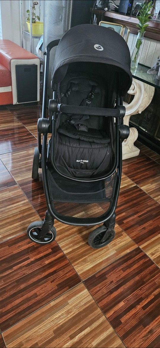 Maxi Cosi Stroller And Bassinet 