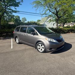 2011 Toyota Sienna