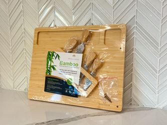 NEW RoyalHouse Bamboo Cheese Board & Knife Set