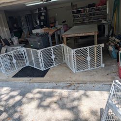 5 Panel Folding gate