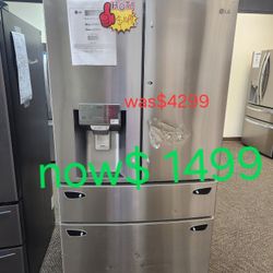 Big Savings!!! SCRATCH AND DENT Never Used!! 30 Cu.ft French Door Refrigerator With CRAFT ICE AND Convert Drawer 