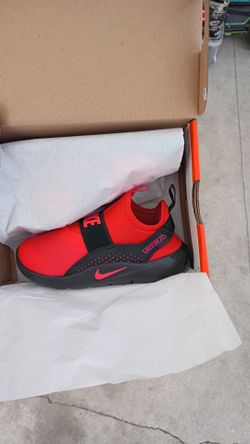 Nike Toddler Slip-On Sneakers Red Black