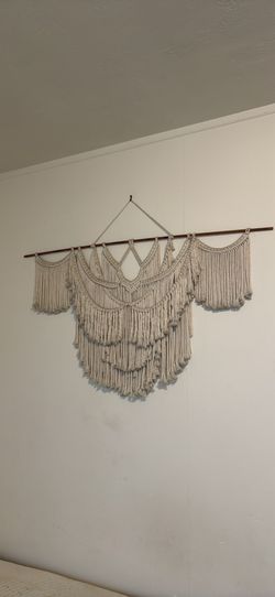 4ft x 2.5ft macrame wall hanging