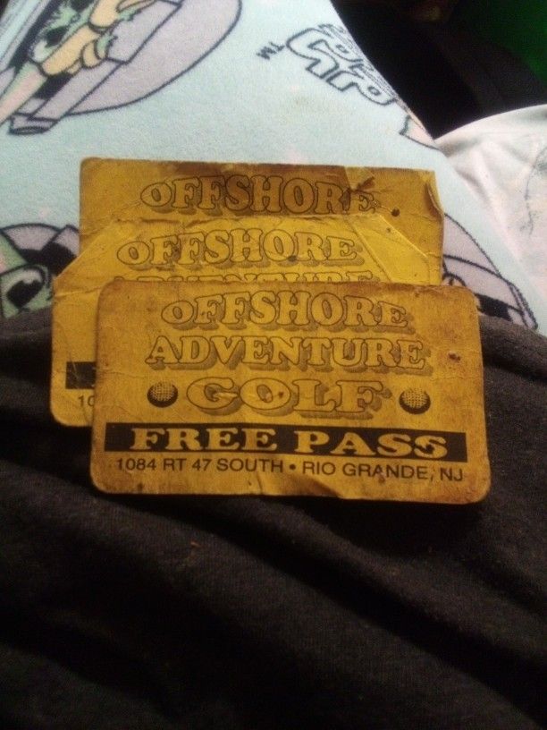 3 Free Golf Passes