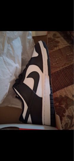 Women’s new tennis shoes size 8 1/2