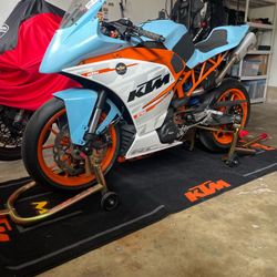 RC390 KTM Track bike