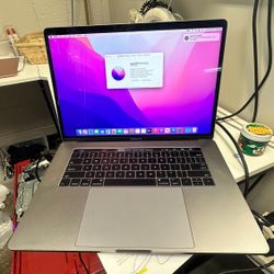 Apple MacBook Pro Core i7/Touchbar/fully Loaded
