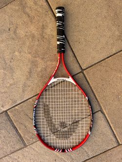 Tennis racket