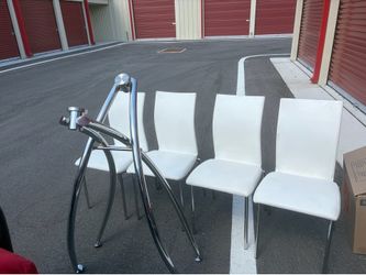 Dining table w/ glass & chairs $100 obo must go asap!! Storage sale