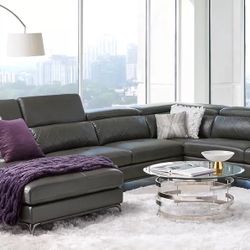 Sofia Vergara  Sectional 