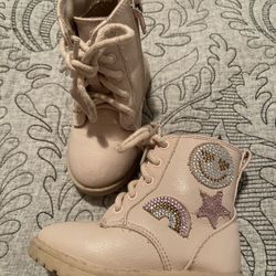 Baby Girl Boots 😍💖