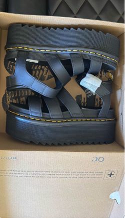 Dr. Martens Blaire Quad