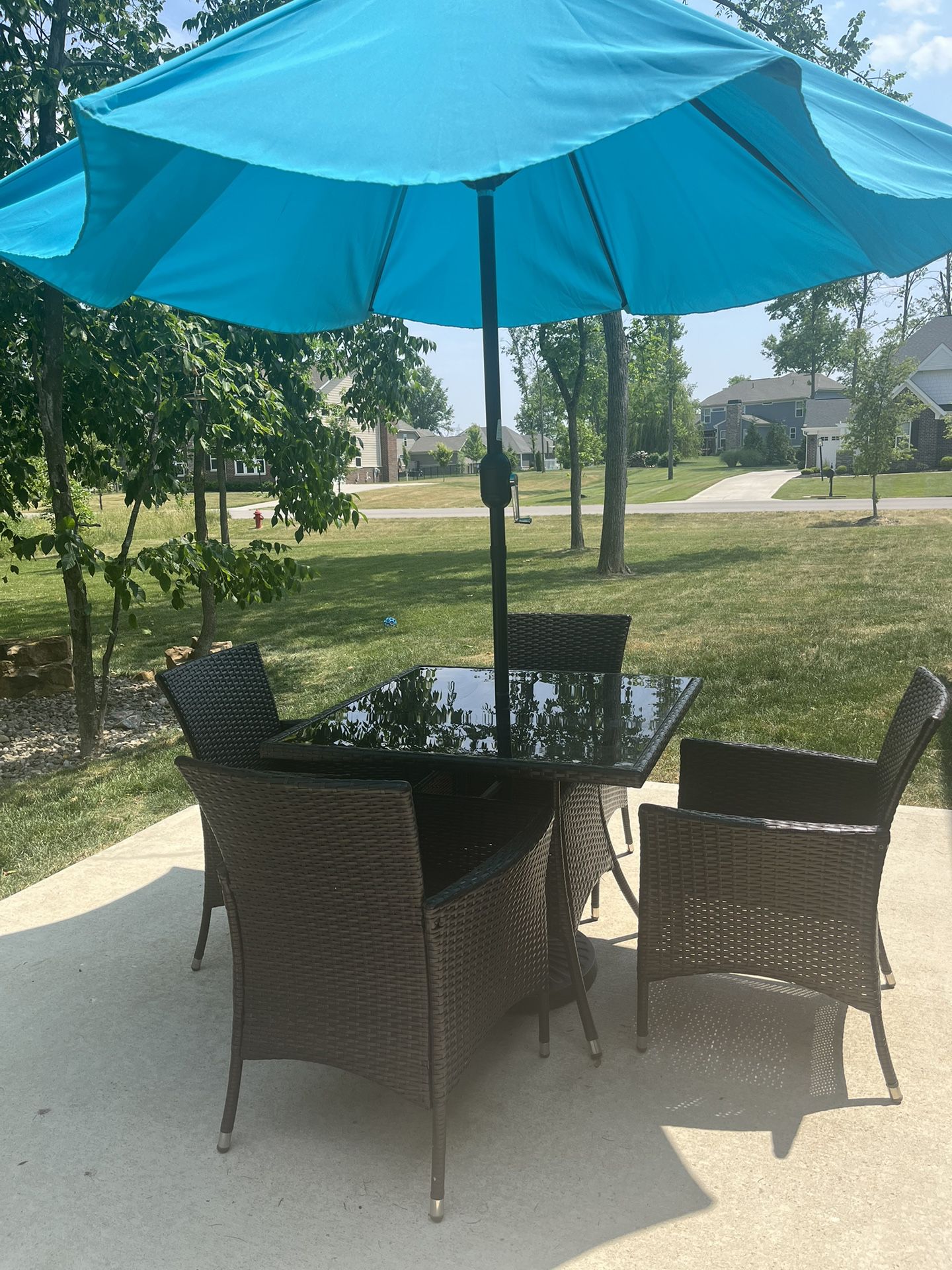 Outdoor Patio Set, 4 Chairs, Table, Umbrella