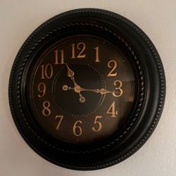 LARGE WALL CLOCK