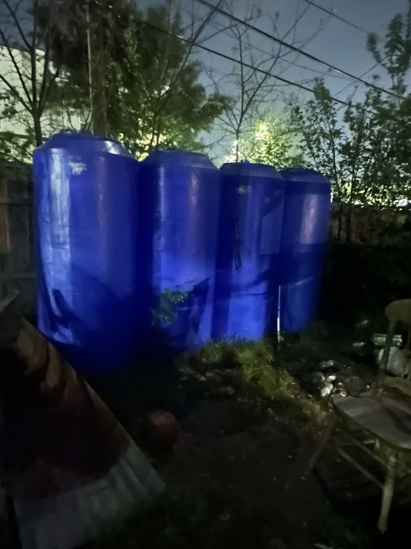 Tanques De Agua De 300 Gallons