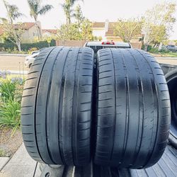 265/35/22 Michelin Pilot Sport 4s 60%+ Tread (2)
