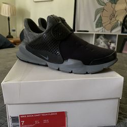 Nike Sock Dart Tech Fleece