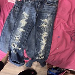 American Eagle Ripped Flared Jeans Woman Size 00