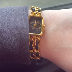 Chanel 1987 'Premiere' Gold-Plated Chain Wrist Watch.