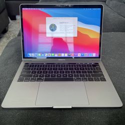 2019/2020 Macbook Pro 13 Touchbar 2.4 i5 (quad) 4 USB 8GB 512GB Upgraded (Like New)
