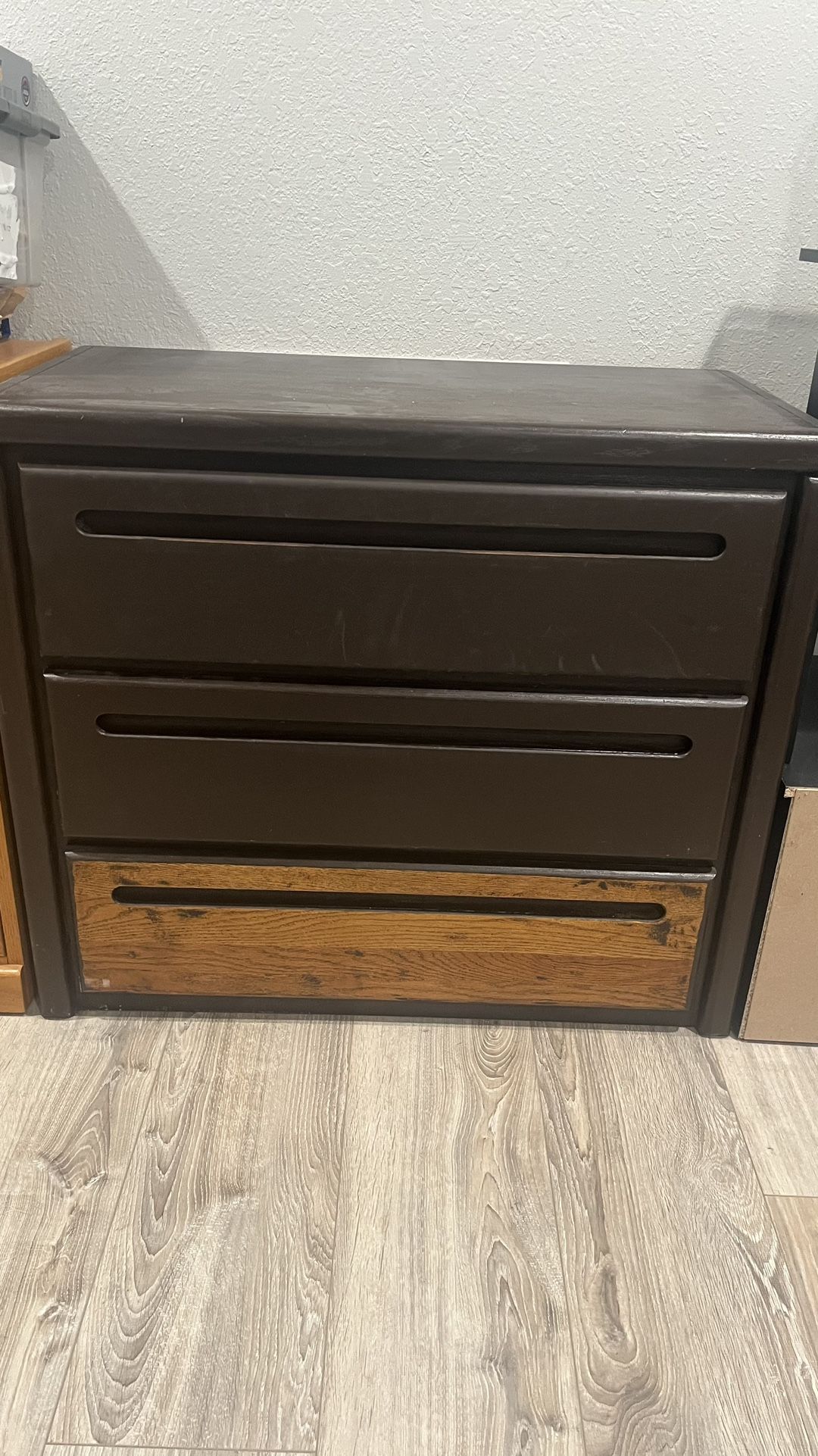 3 Door Drawer 