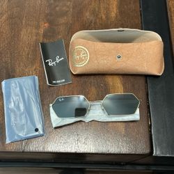 Men’s Or Women’s Sunglasses 