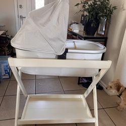 Uppa baby bassinet and stand