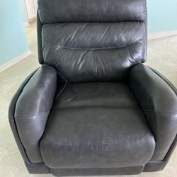 Black leather Automatic Recliner