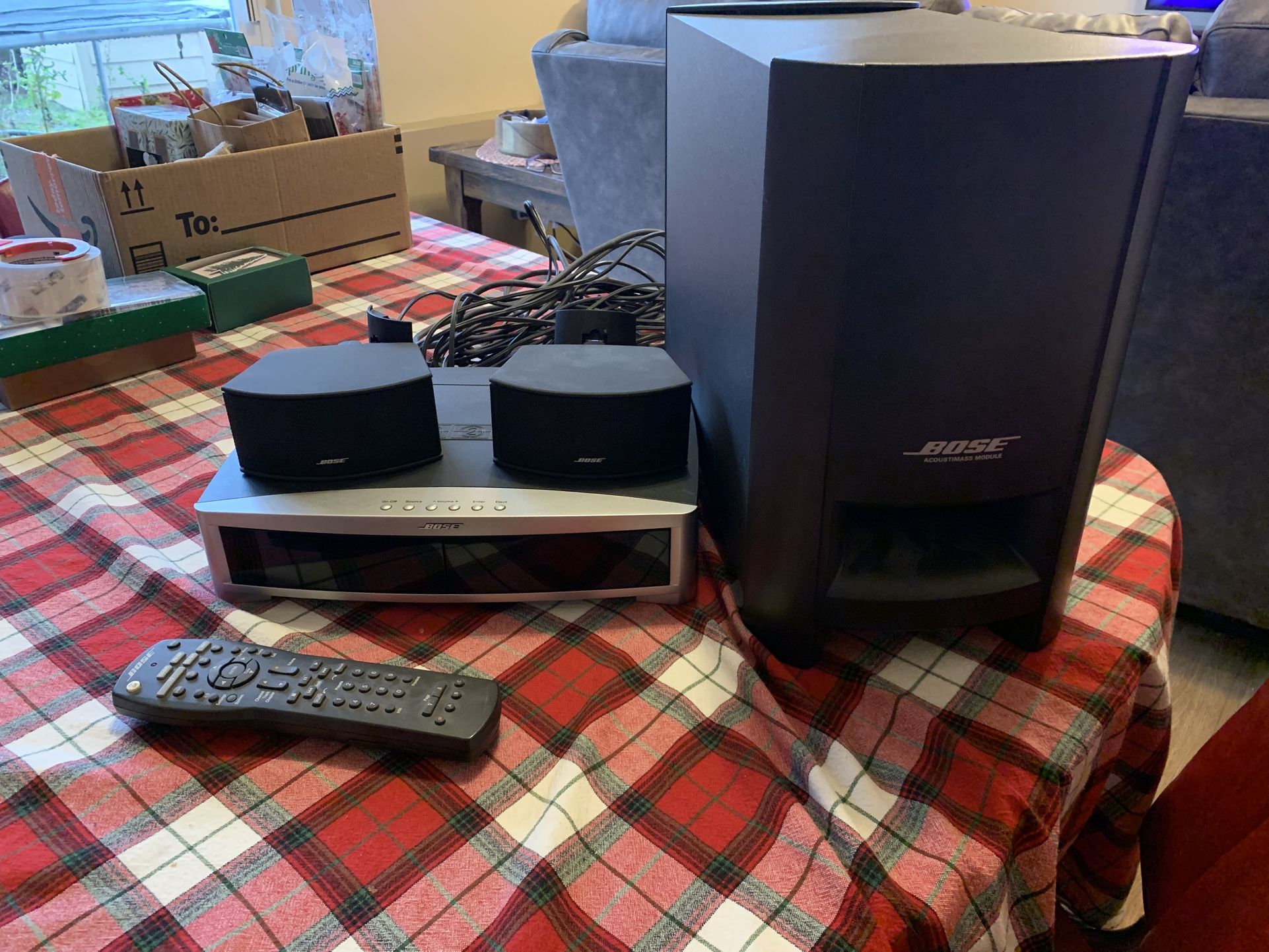 Bose 3 2 1 Surround Sound! With Mounts. L@@K!