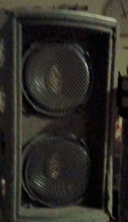 (2) 12" super base subwoofers